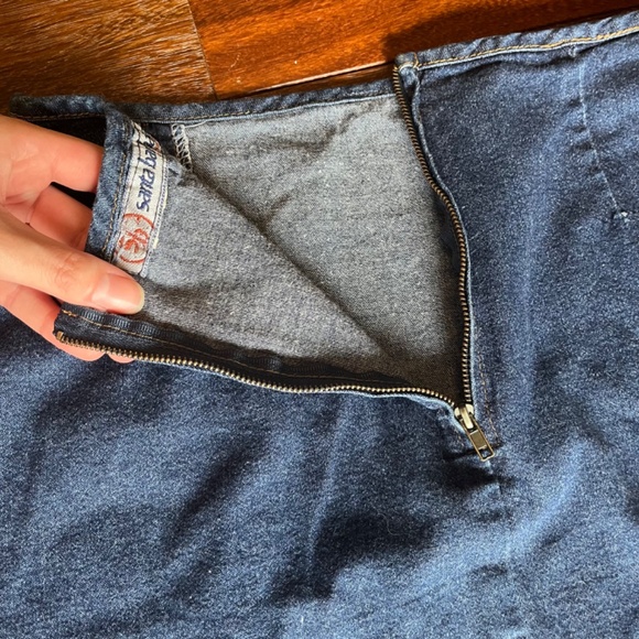 VINTAGE y2k denim slit mini skirt! - Picture 9 of 10